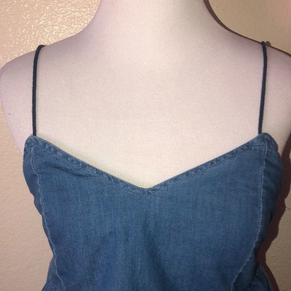 🎀 3/$20 Zara trafaluc women’s small chambray crop top - Picture 2 of 6